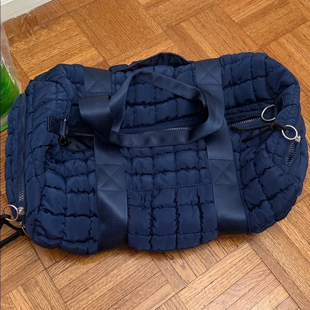 FP Movement by Free People Dark Blue Quilted Travel Bag - Picture 2 of 2